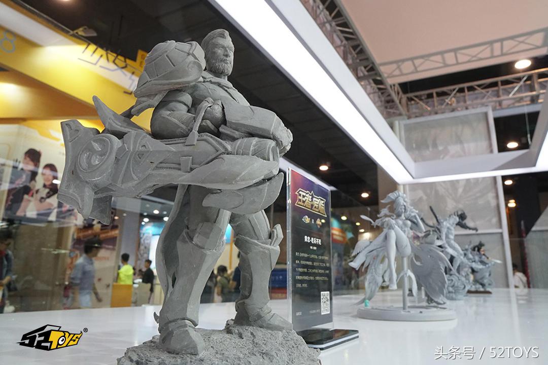 52toys六面兽,52toys青龙变形视频