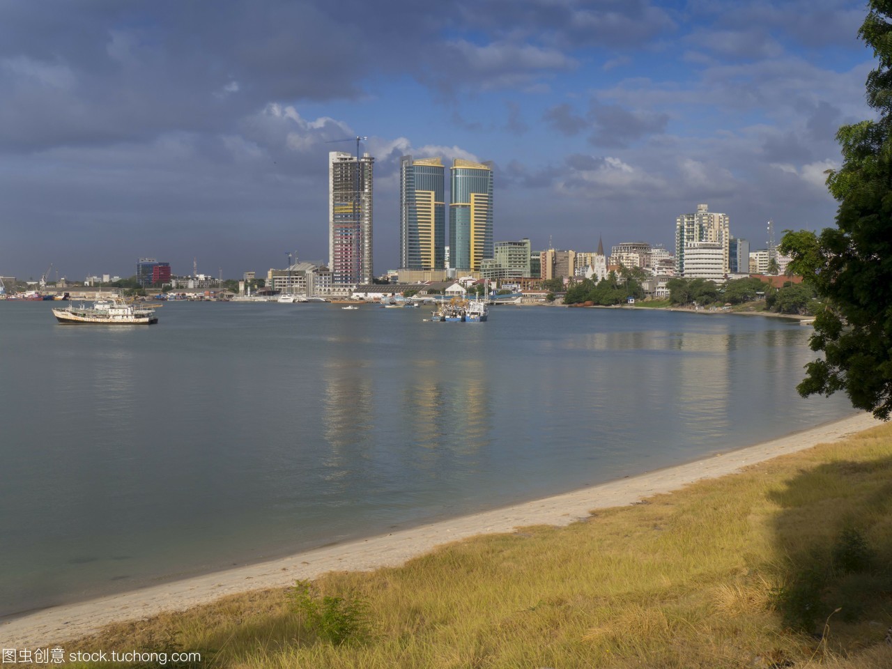 北京奥运会火炬传递途经的唯一非洲城市，这个平安之港有什么魅力