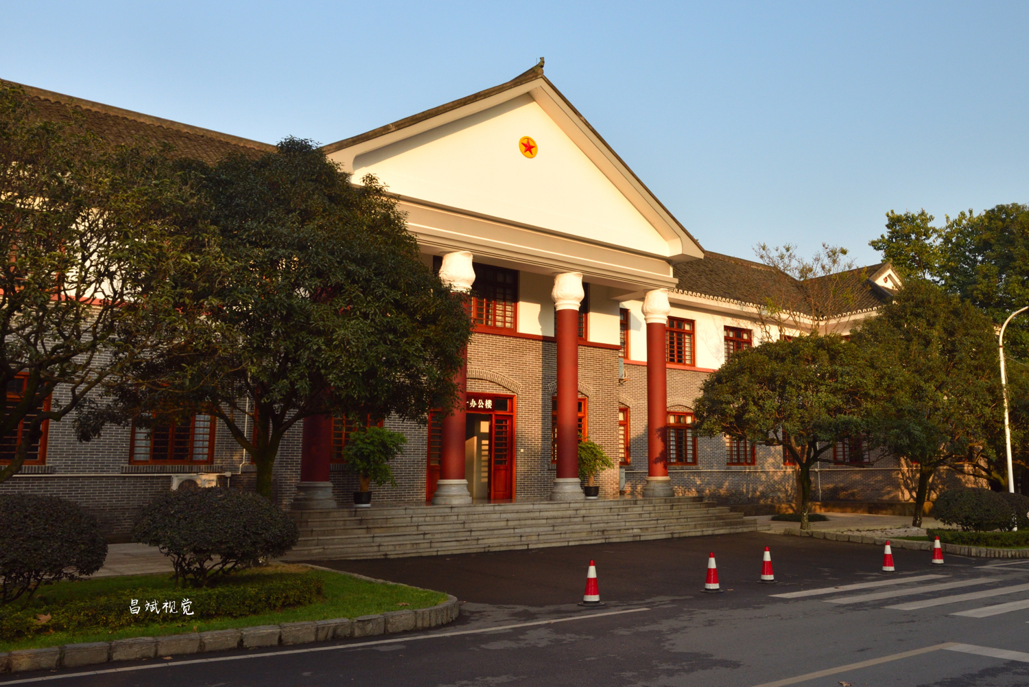 大学里哪里好玩,大学哪里看排名