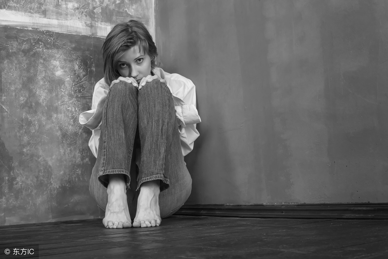 抑郁症会出现社交恐惧,抑郁症社交恐惧症自愈方法