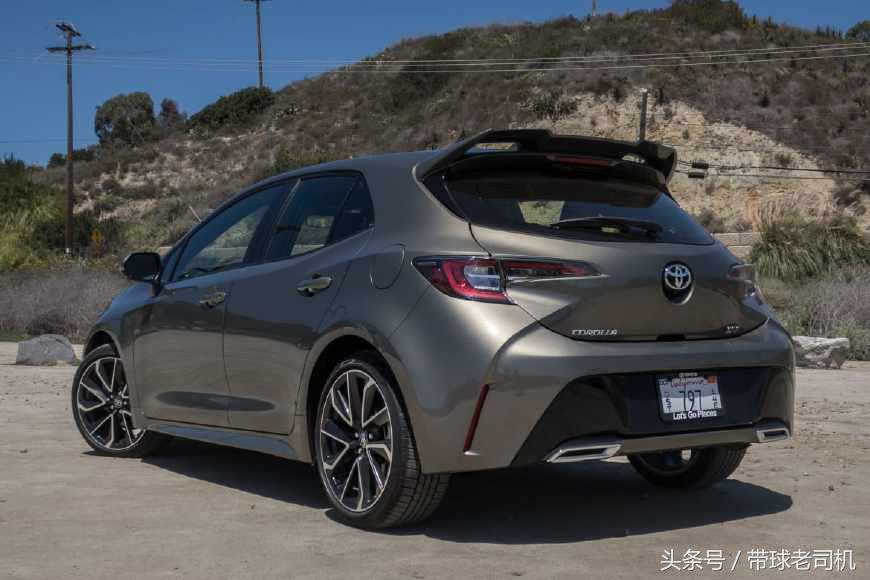 丰田卡罗拉19年混动精英版5万,2019款丰田卡罗拉顶配车型视频