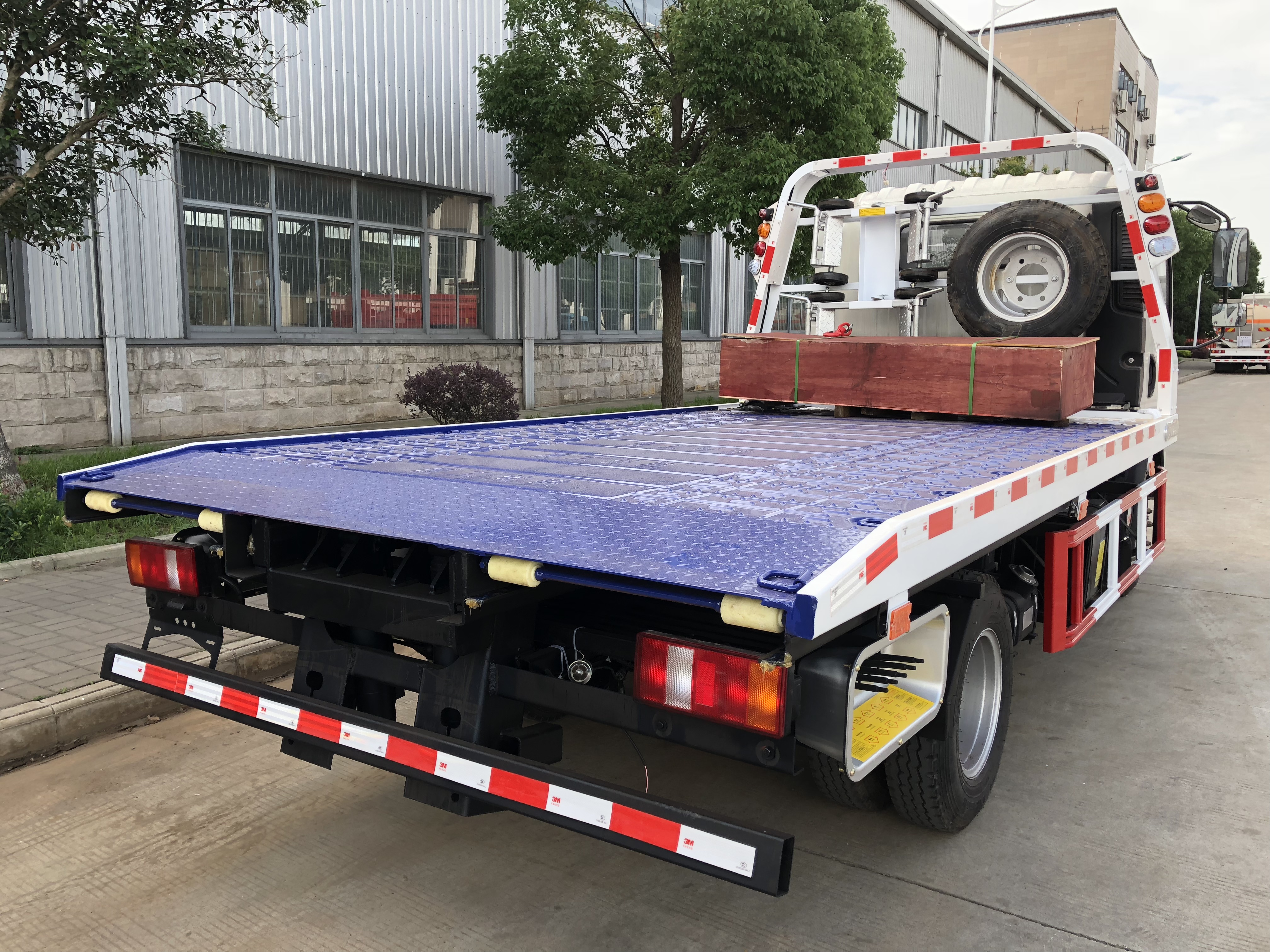 小型清障车多少一辆,蓝牌清障车新车价格一般多少