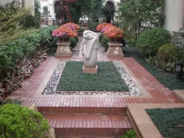 庭院铺地石材料大全,济南庭院铺地红砂岩石材