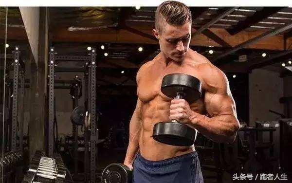 手臂肌纤维肥大怎么训练,手臂肌训练方法