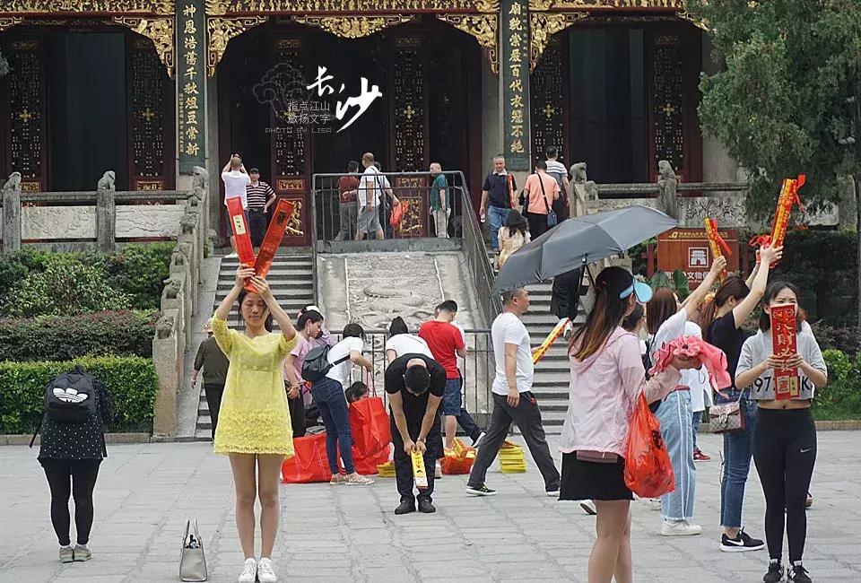 问苍茫大地谁主沉浮诗词,沁园春长沙问苍茫大地谁主沉浮