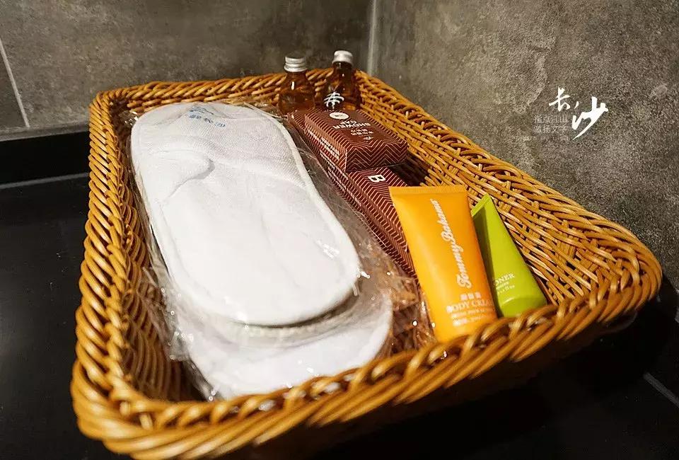 问苍茫大地谁主沉浮诗词,沁园春长沙问苍茫大地谁主沉浮