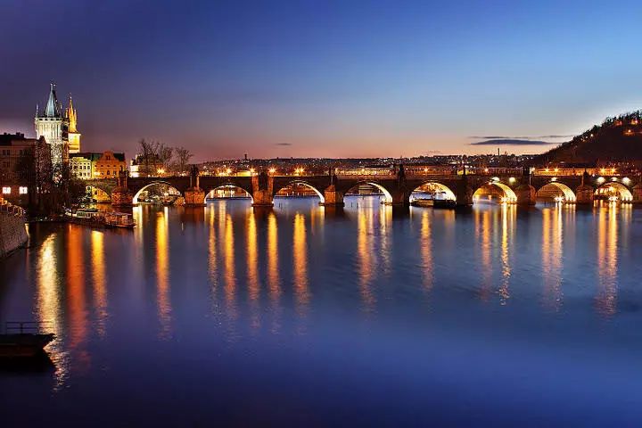 文艺情怀,捷克流淌出来的文艺范