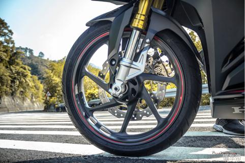 本田cbr250rr车主,本田cbr250赛车视频