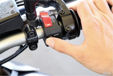 本田cbr250rr车主,本田cbr250赛车视频