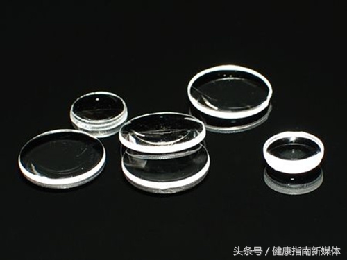 要想眼睛好就戴千里眼眼镜,要想眼睛好看就得有神吗