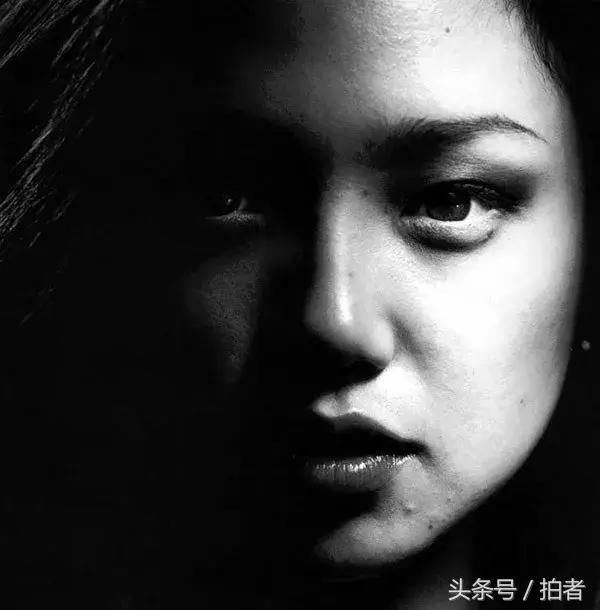 鏈ㄦ潙鎷撳搲鐨勪袱涓コ鍎垮ぇ鐖嗘枡,鏈ㄦ潙鎷撳搲2046鎷嶄簡浜斿勾