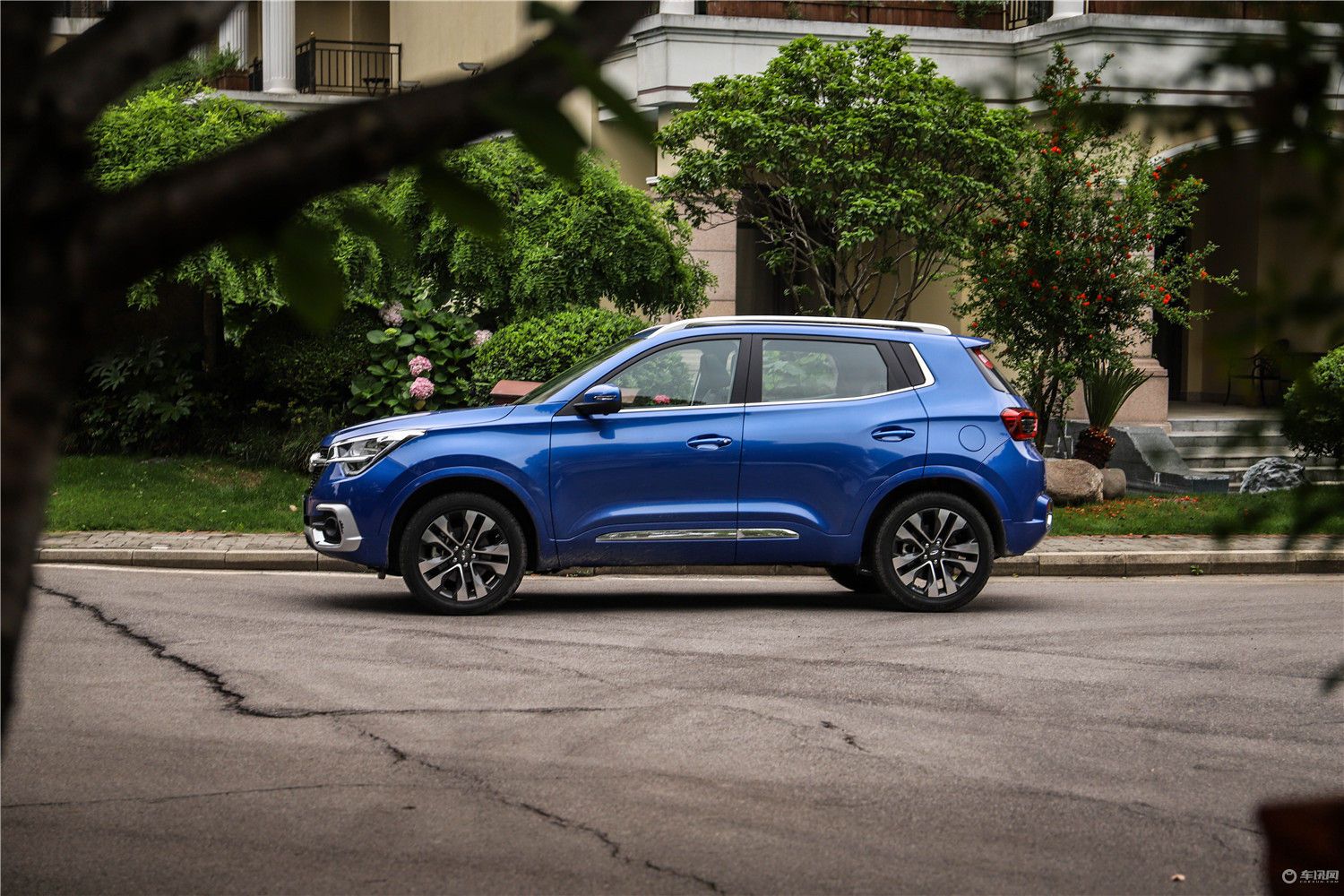 年轻人的第一台车瑞虎5x高能版,瑞虎5x时尚型