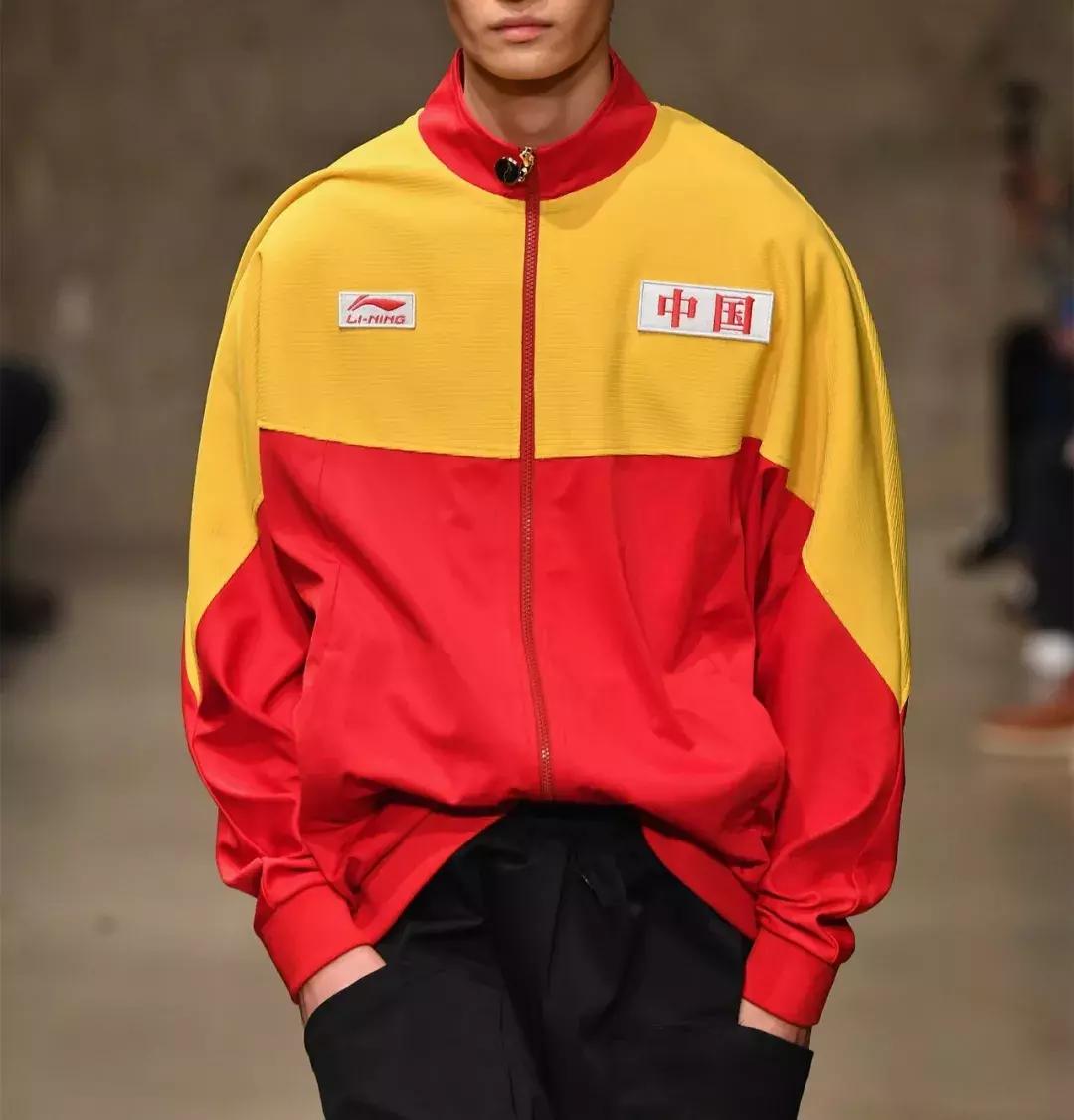 对不起我就是喜欢你用日语怎么说,对不起我只是喜欢