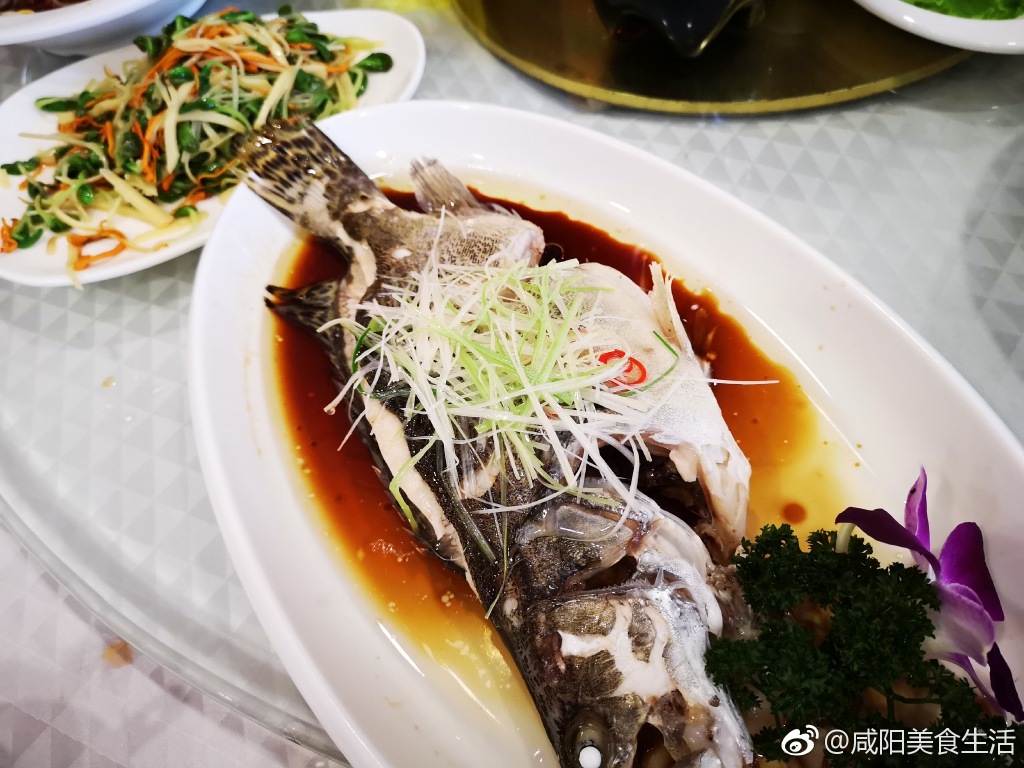 咸阳世纪大道美食宴会,咸阳美食体验