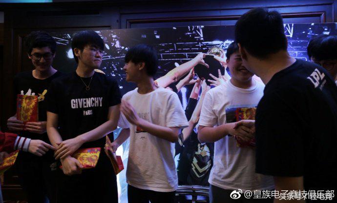 rng鍗¤惃鍜宮lxg,mlxg鍗¤惃rng