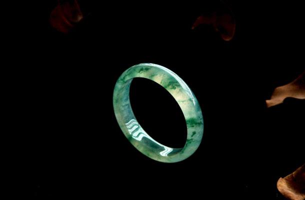 日月昌珠宝2018,日月昌珠宝