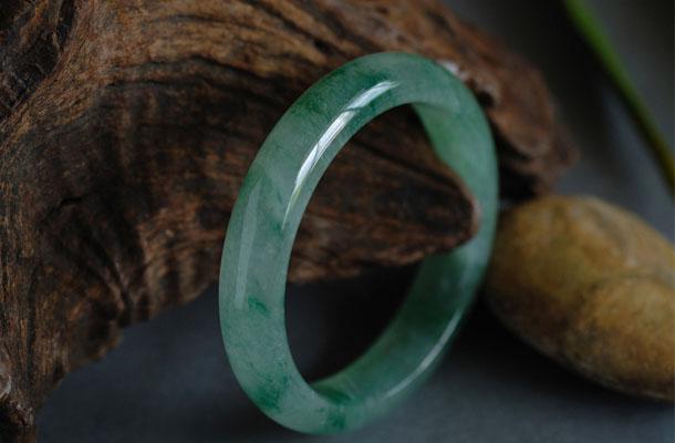 日月昌珠宝2018,日月昌珠宝