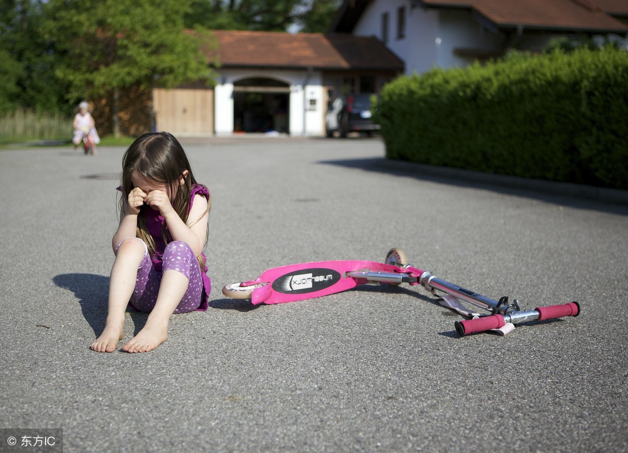 宝宝磕伤怎么消毒,皮肤磕破皮能用双氧水消毒嘛