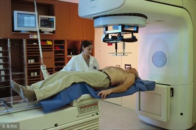 胸腺癌放疗会损伤心血管么,胸腺癌放疗能控制癌细胞吗