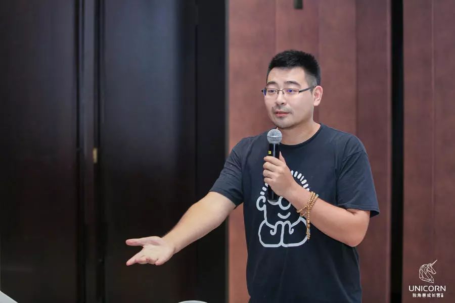 他找来浙大团队,用茶研发洗护用品,成了日本人都在代购的新国货