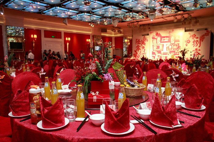 大连新人80后主题婚礼,有情怀的定制婚礼