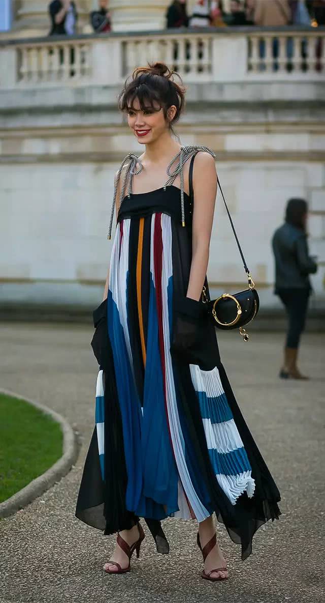 花式打结100种,单支花打蝴蝶结的打结方法