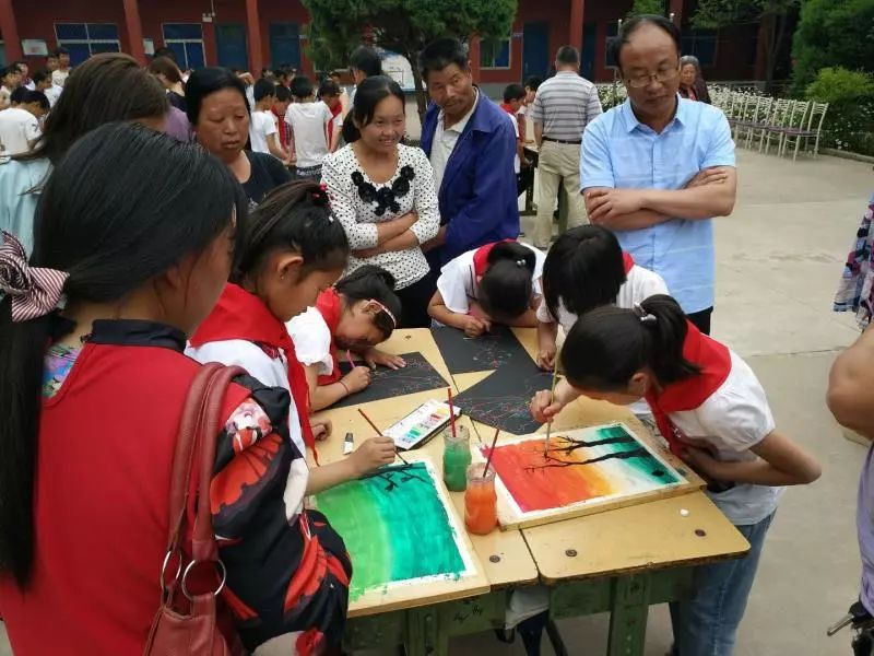 校园文化通讯,校园通讯设备