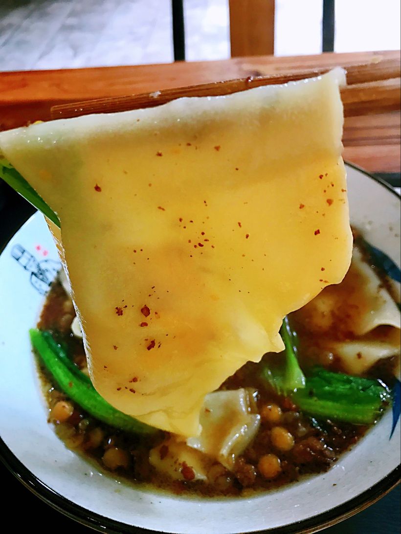 小园里的铺盖面,品出一份恬淡的情愫!