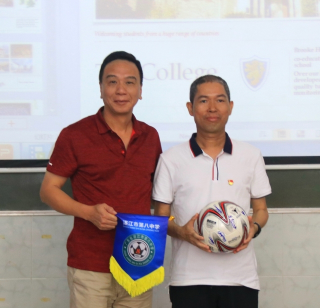 足梦视界｜中英足球文化交流，首站湛江轰动全城