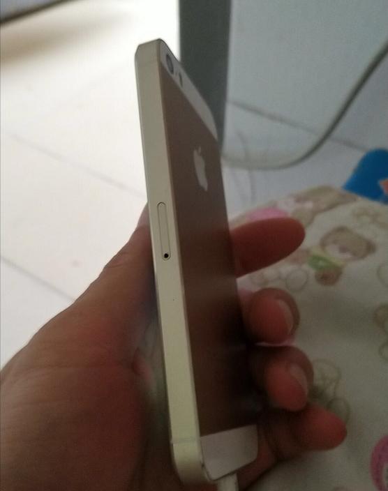 iphone5s买16g够用吗,iphone5s卖个二十块钱值吗