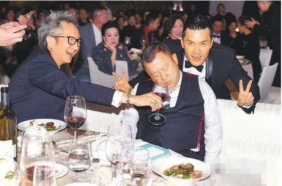 曾志伟人品真的很好吗,曾志伟为什么在娱乐圈地位这么高