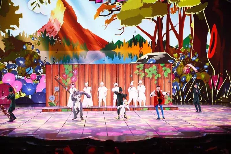 世纪佳缘六一晚会节目单公布,六一儿童节晚会的小朋友们