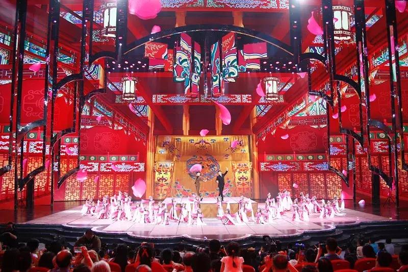 世纪佳缘六一晚会节目单公布,六一儿童节晚会的小朋友们