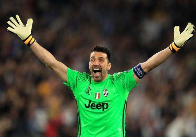 讲不出再见绿茵完整视频,讲不出再见告别足坛