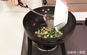 豌豆烧冬笋香菇怎么做好吃,冬笋最好吃的做法家常菜