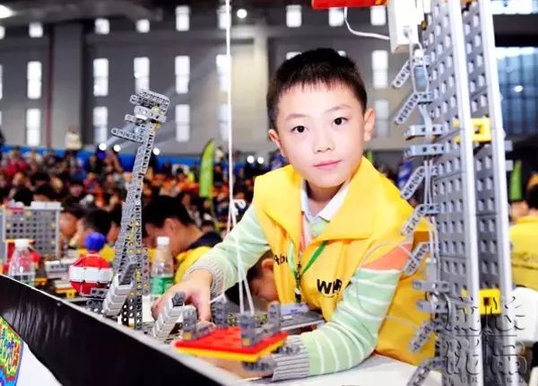 数学启蒙教具拼插积木,儿童智力拼装积木怎么拼