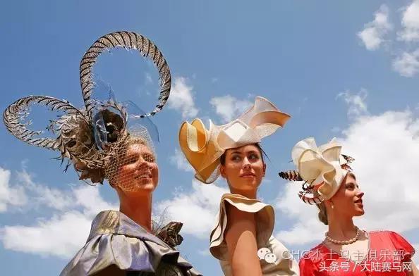 看赛马的意义在哪里,为什么看马术要戴礼帽