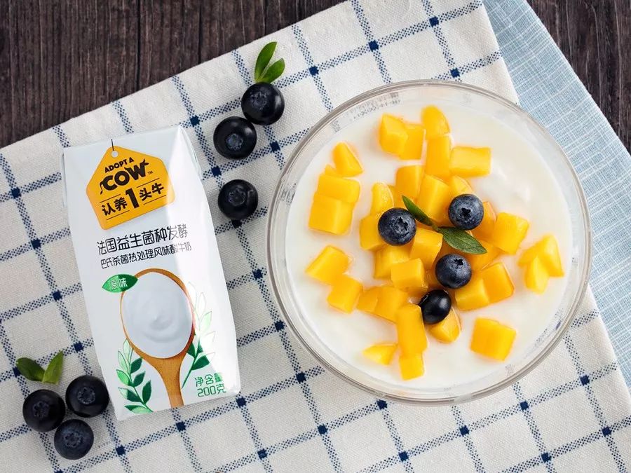 一条精选|为了让孩子喝上放心的牛奶，他斥资4.6亿自建牧场！