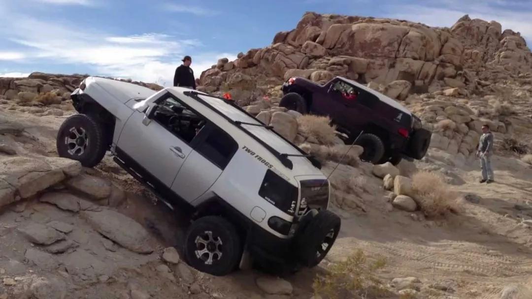 有些车活着,它已经死了,有的车死了,就再也见不着了