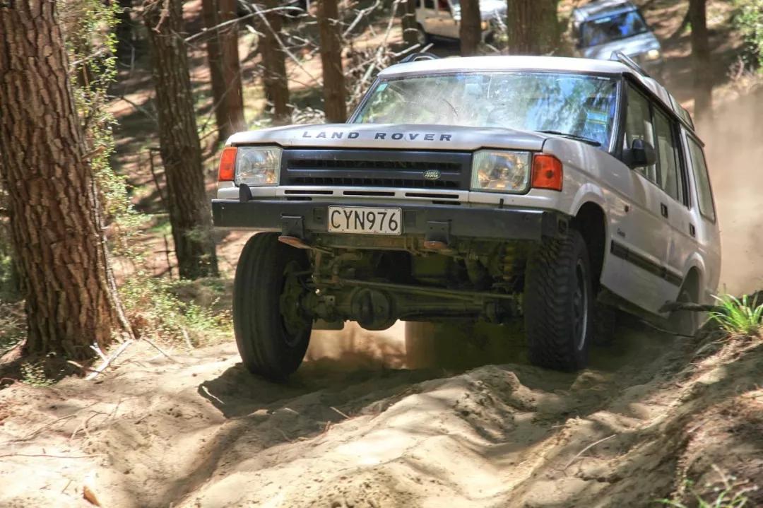 有些车活着,它已经死了,有的车死了,就再也见不着了