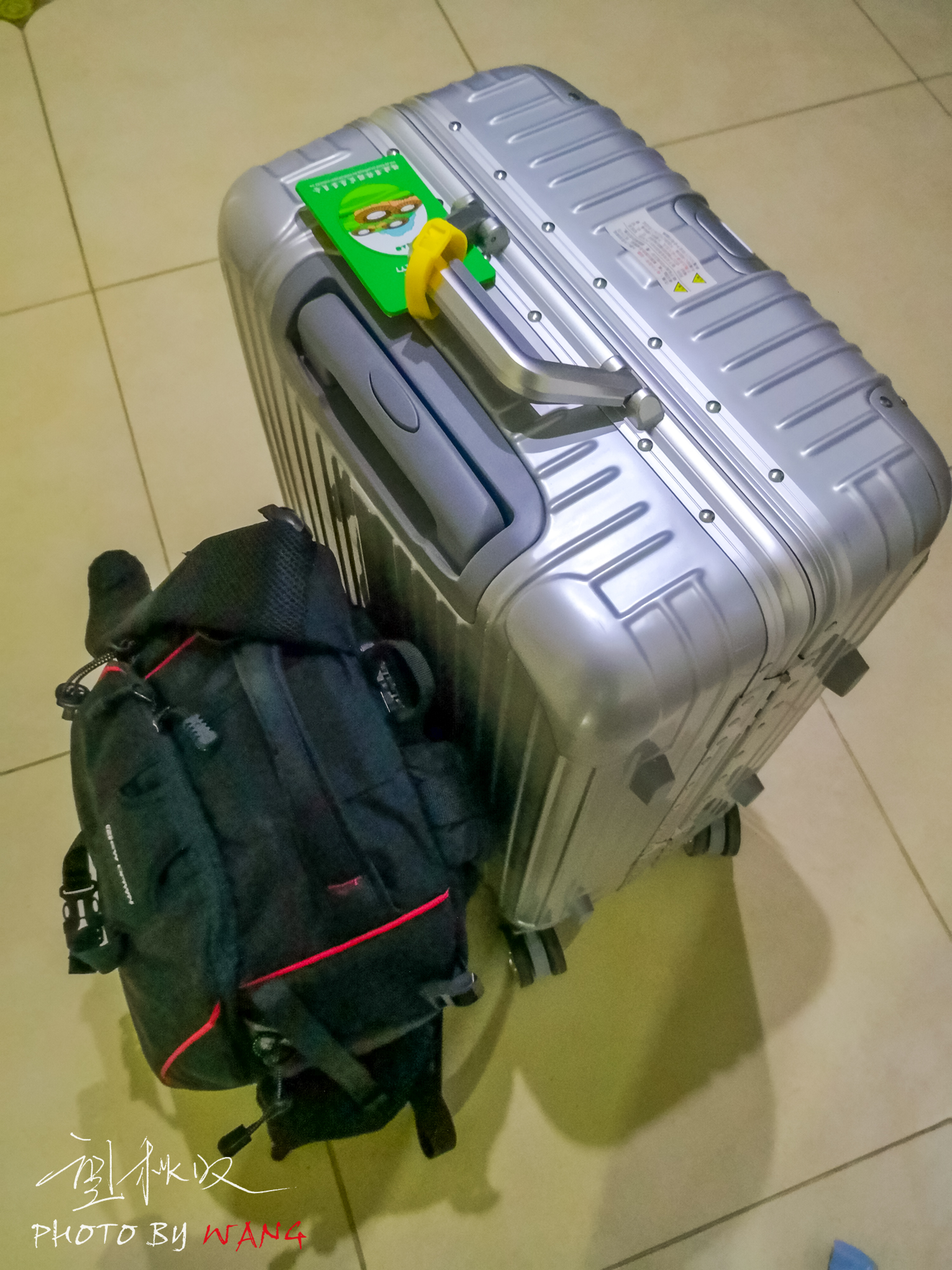 坐着可乐航班，开启响沙湾亲子之旅