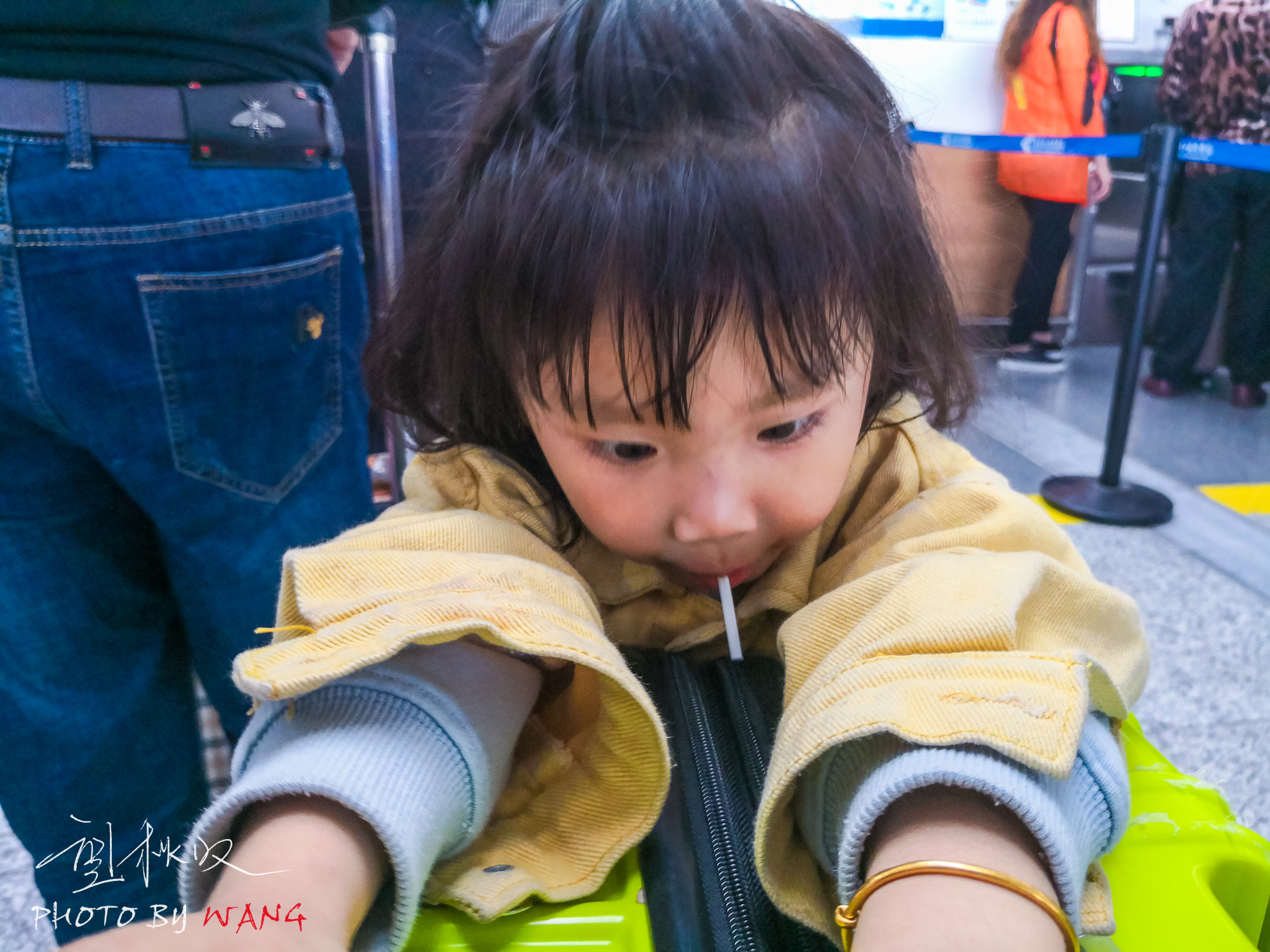 坐着可乐航班，开启响沙湾亲子之旅