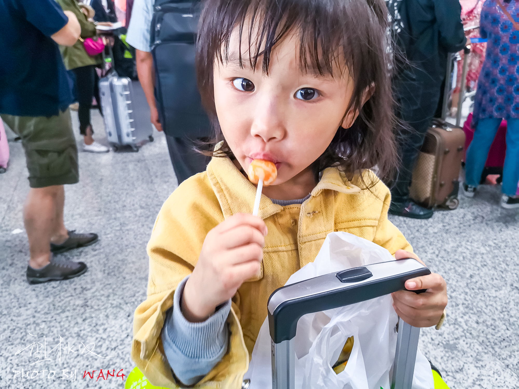 坐着可乐航班，开启响沙湾亲子之旅
