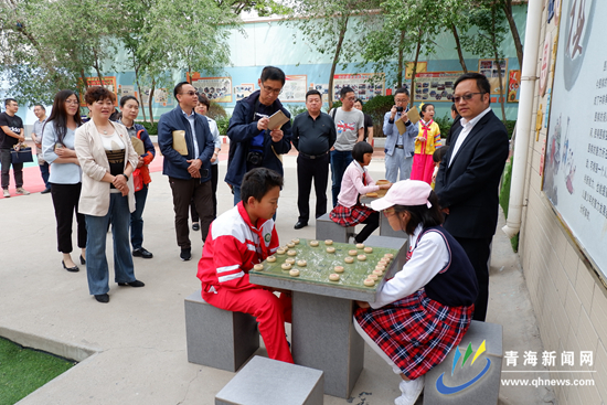 西宁市东关回族女子小学马婵娟,民族团结之花在校园