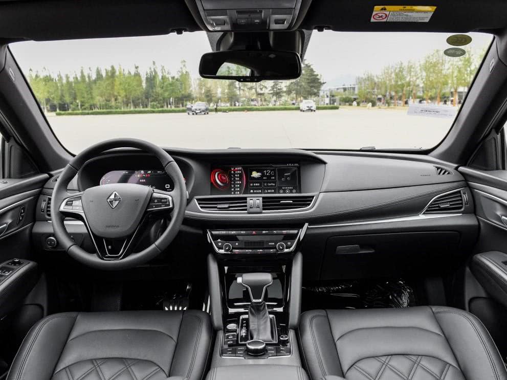 刨除对宝沃的偏见，BX7这款车到底怎么样？｜试驾