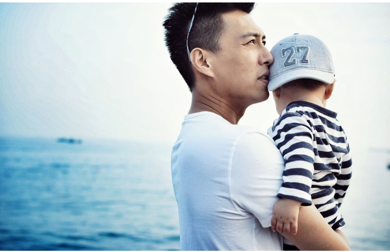 靳东李佳夫妻视频素材,靳东李佳罕见秀恩爱合集