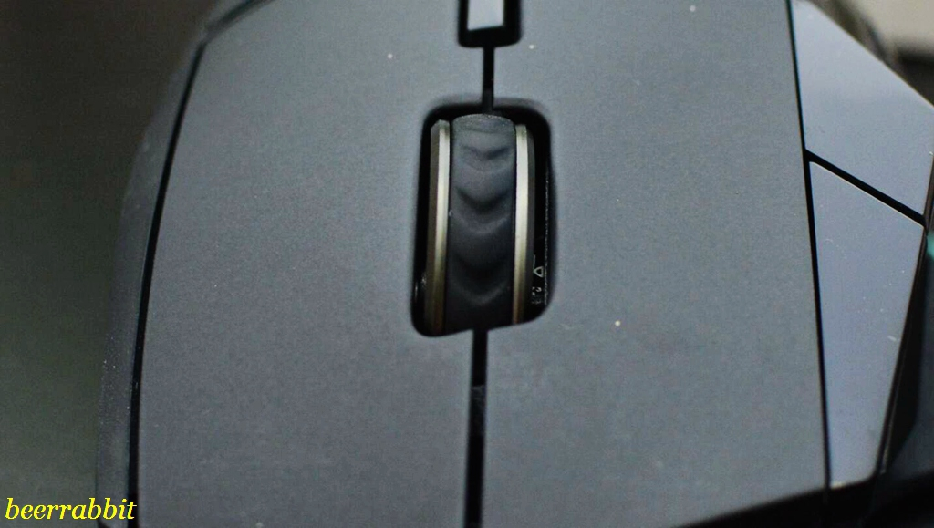 雷柏vt900和罗技g502哪个好,雷柏rapoo雷柏vt900鼠标