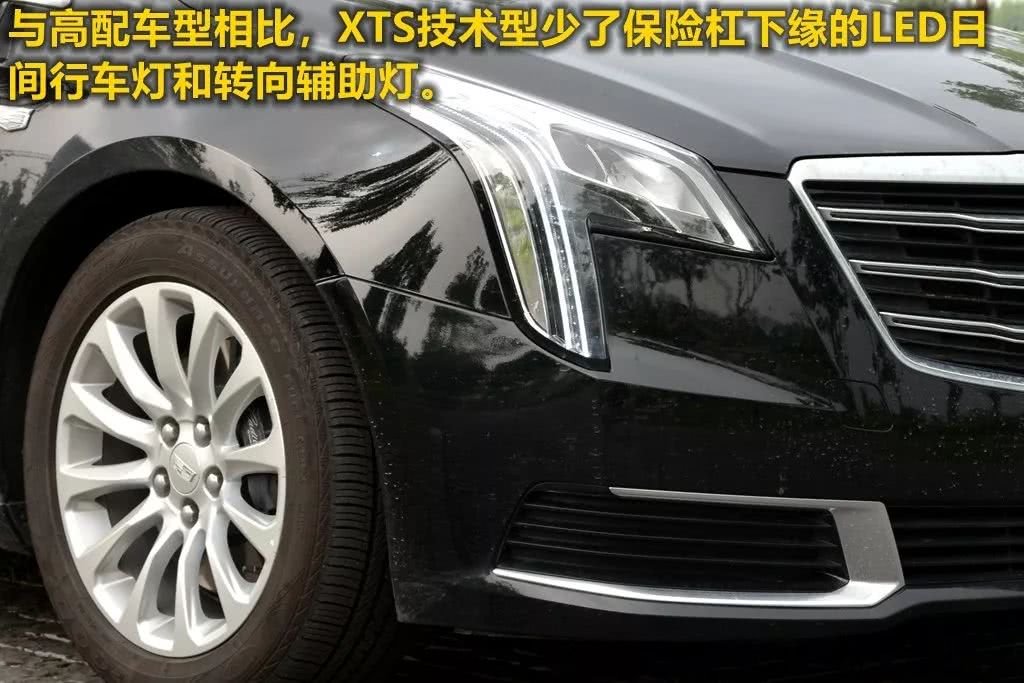 膨胀了、膨胀了！小俩口开着凯迪拉克豪车玩转上海滩！