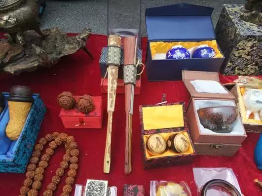 天津鬼市捡漏古玩,天津鬼市位置在哪里