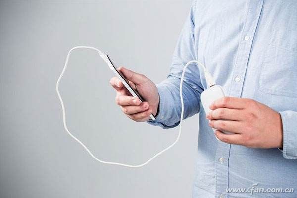 废弃的充电宝应该怎样处理,废弃的充电宝应该如何处理